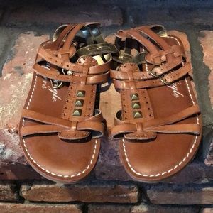 American Eagle leather studded sandals